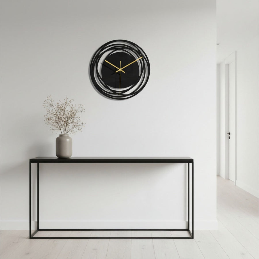 Black Quartz Wall Clock – Silent, 30 cm